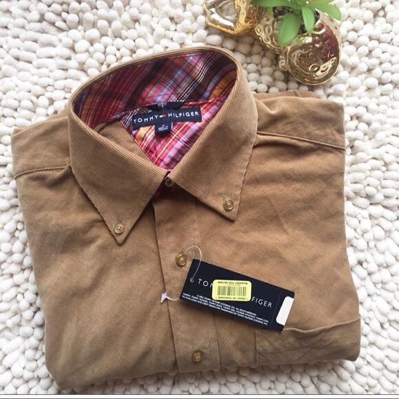 NEW Tommy Hilfiger Button Down curdoroy Shirt - Picture 1 of 8
